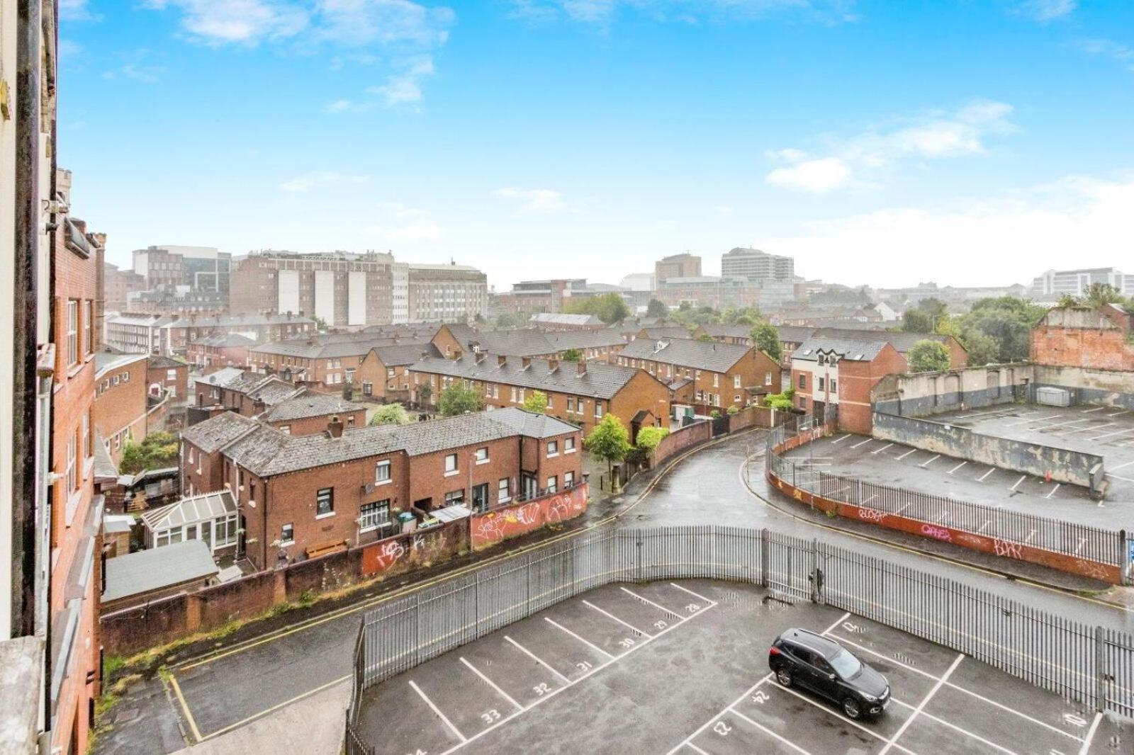 Modern Hut In Belfast Apartment Exterior photo